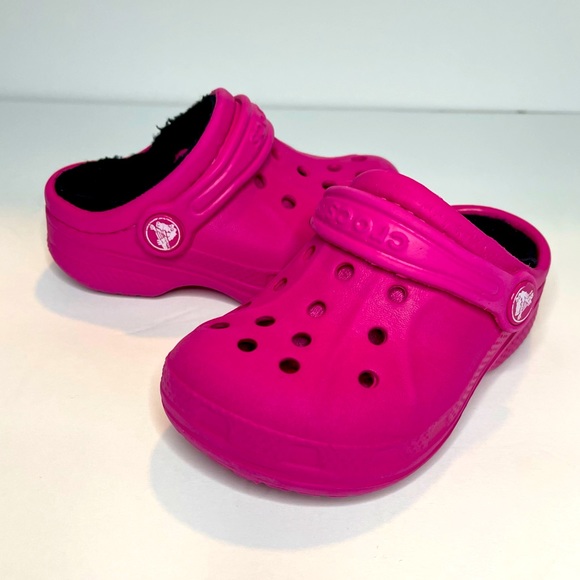 CROCS Shoes Crocs Hot Pink Black Sherpa Lined Toddler Girls Slip On